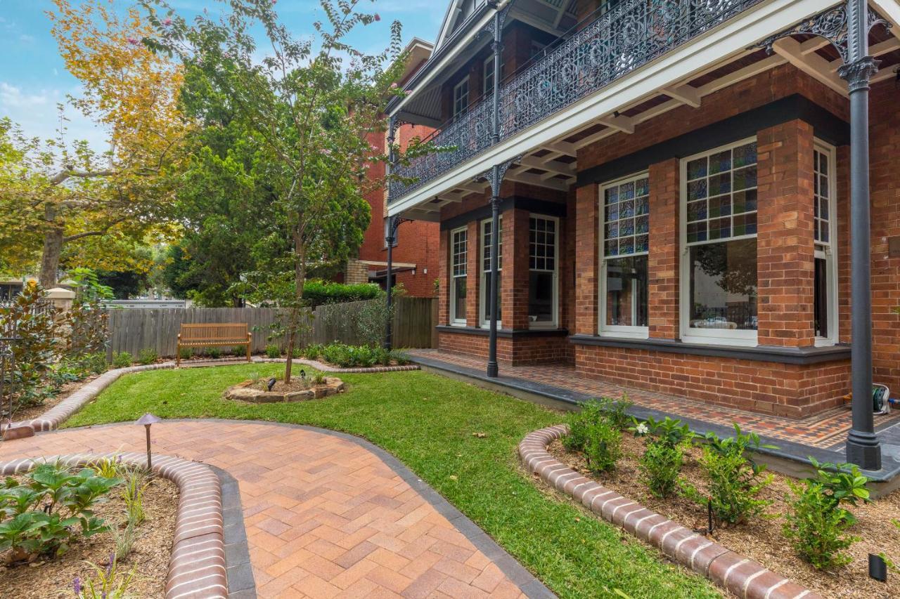 Dalziel Lodge Sydney Exterior photo